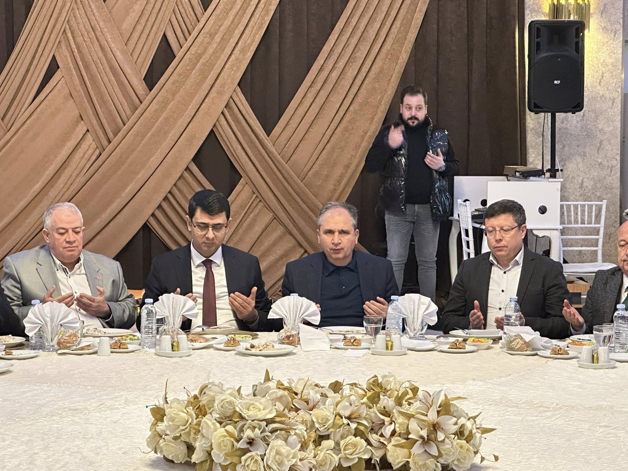 641717613 26097517746582803 4779329739810152413 N