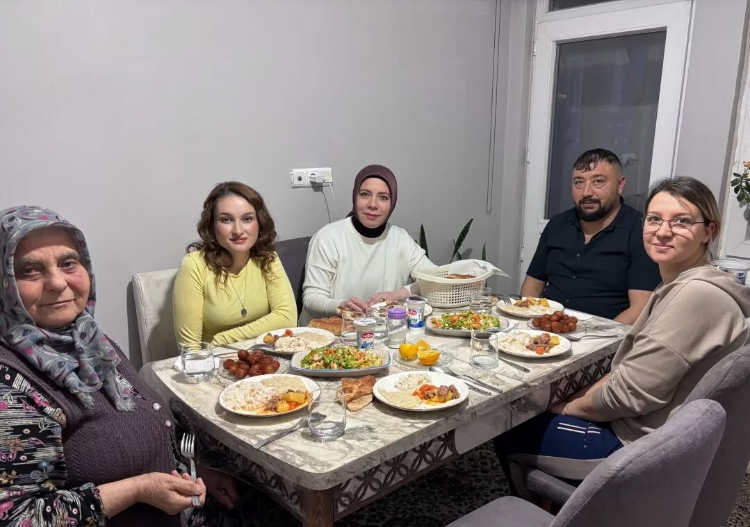 642136957 17875313931519890 6914704597347160593 N