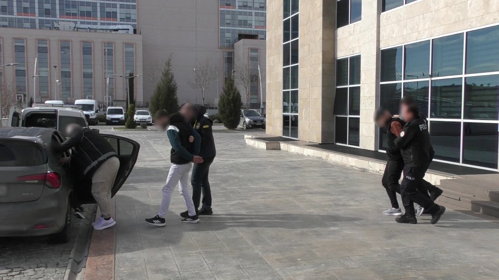 F2192372 5E13 4Fb4 8F32 9Cd634363Ffa