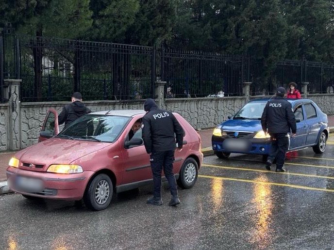 H A Urt Y Xw A Ady Yi