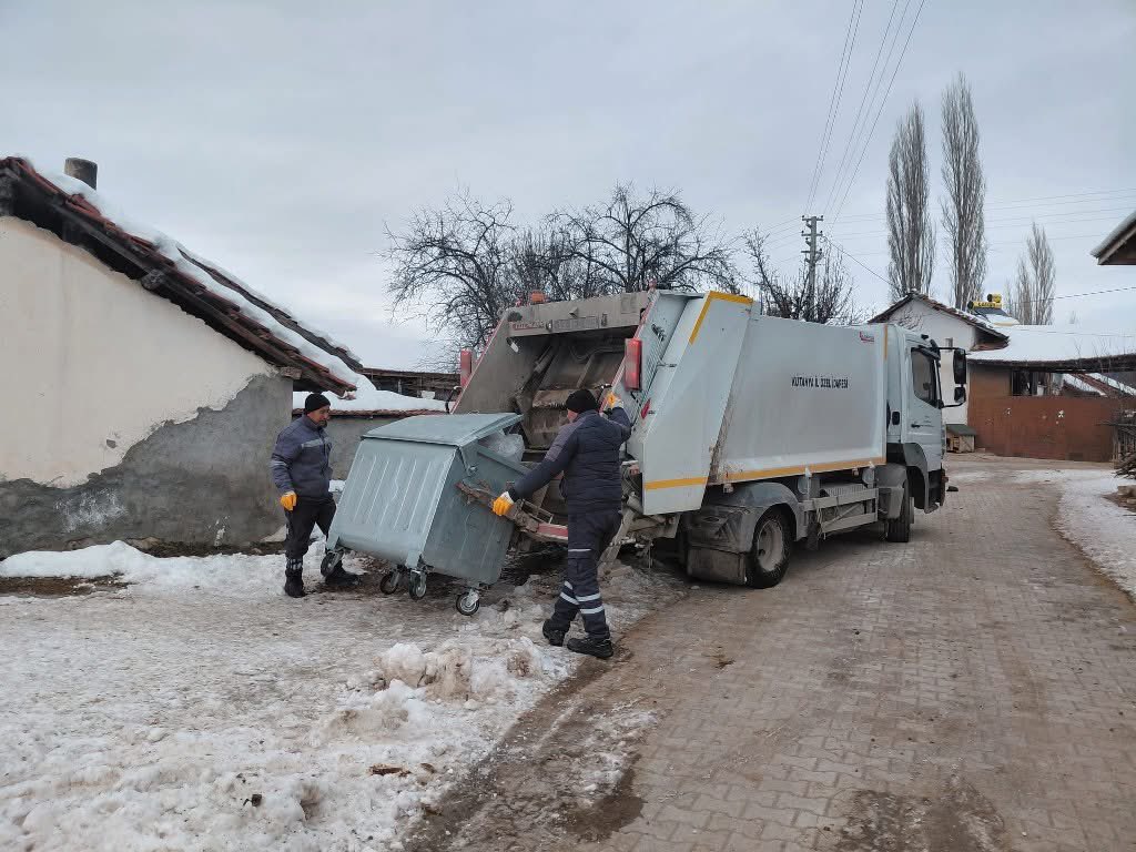 H Ayk S De X M A Avfy Z