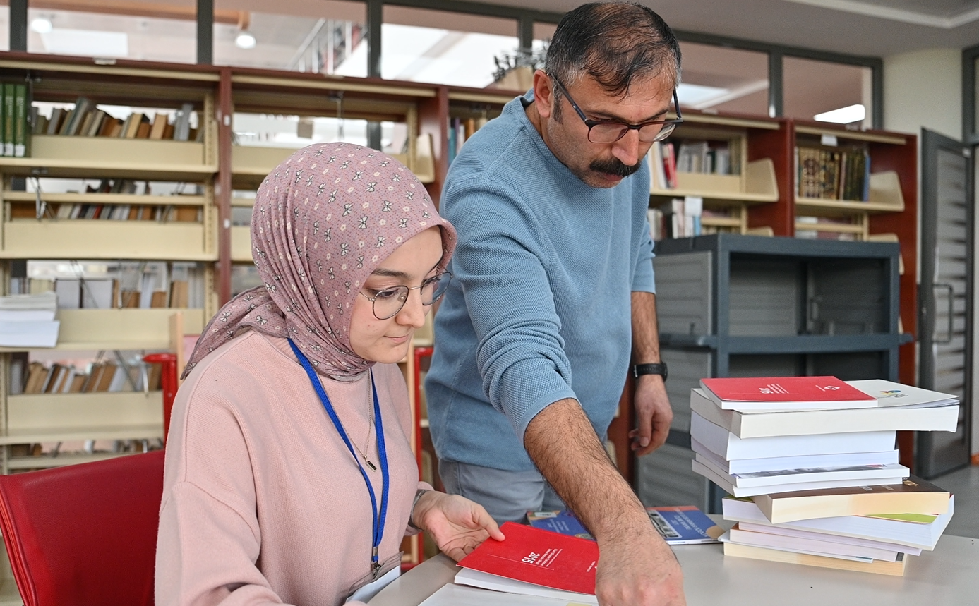 İşkur Kütüphane1