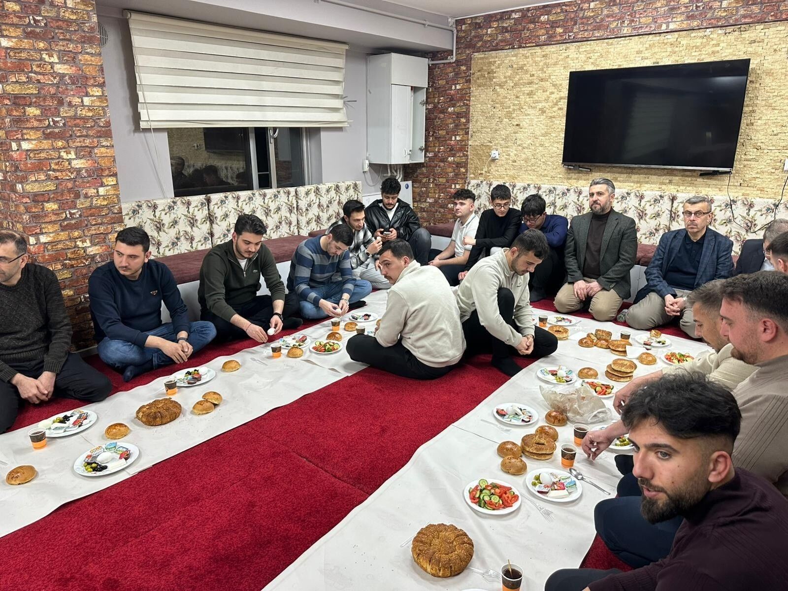 643322051 1229422666028600 4882427158231299314 N