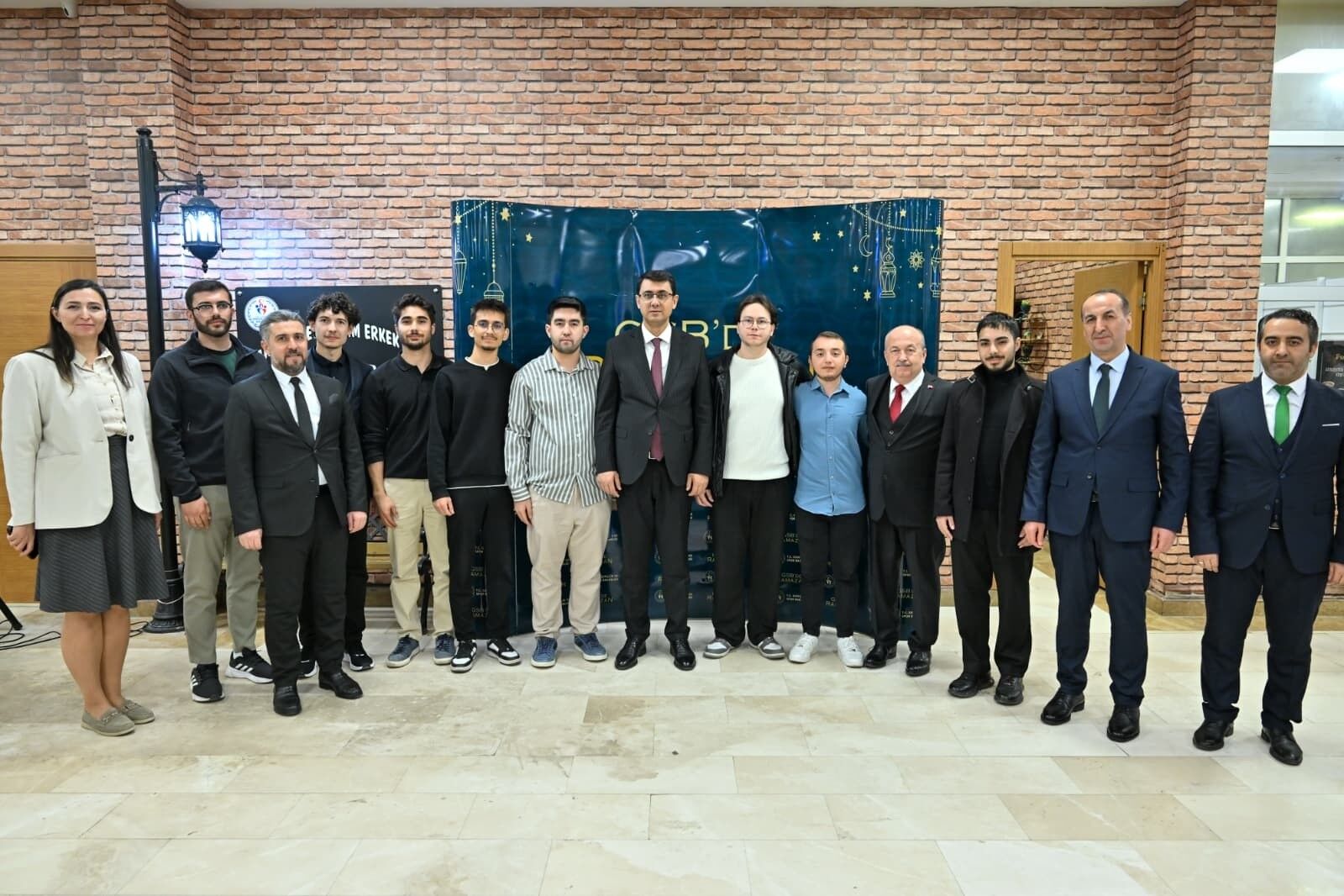 645450371 1231439039160296 5622438807130830222 N