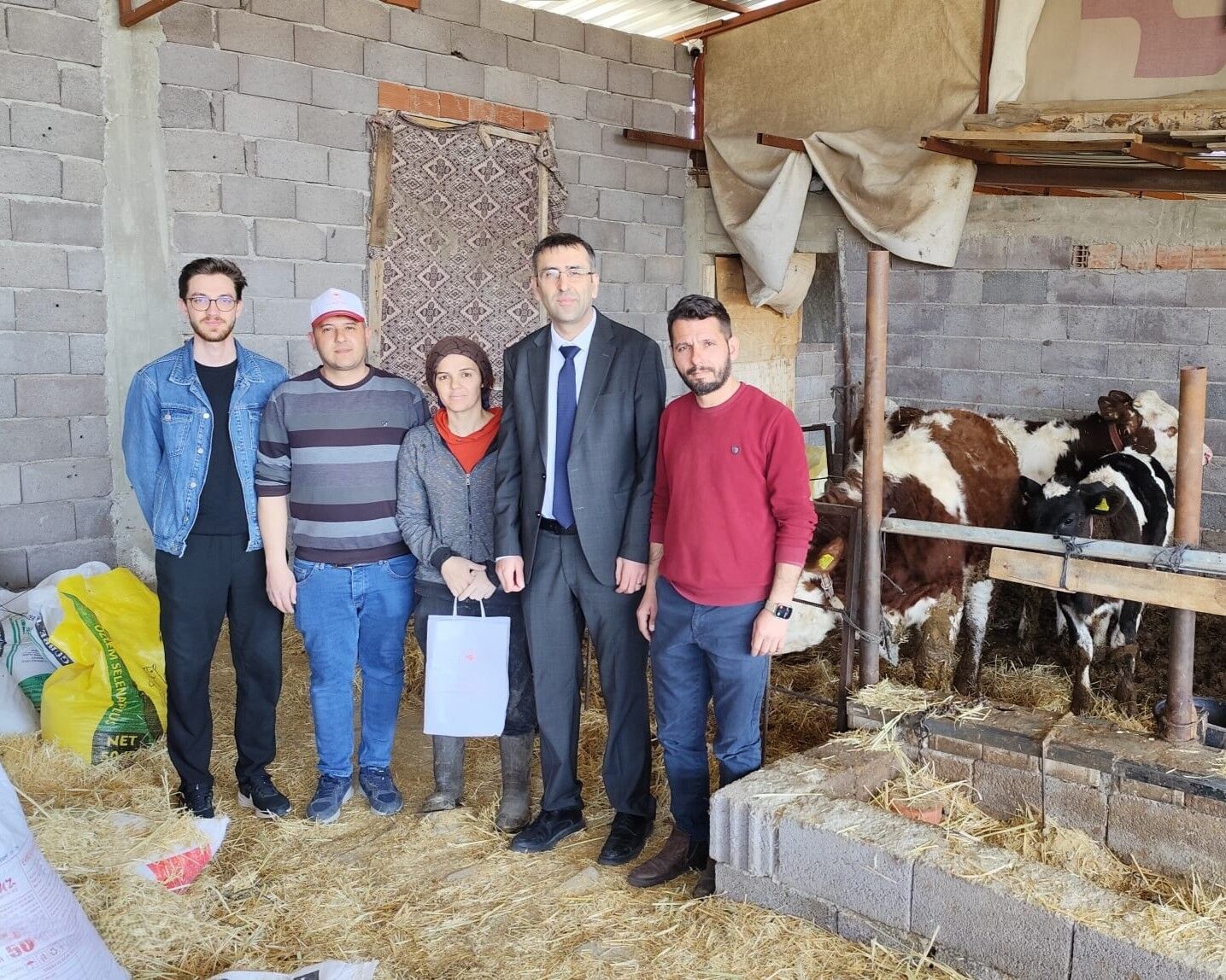 651643528 122199948422544242 5723632354212298550 N