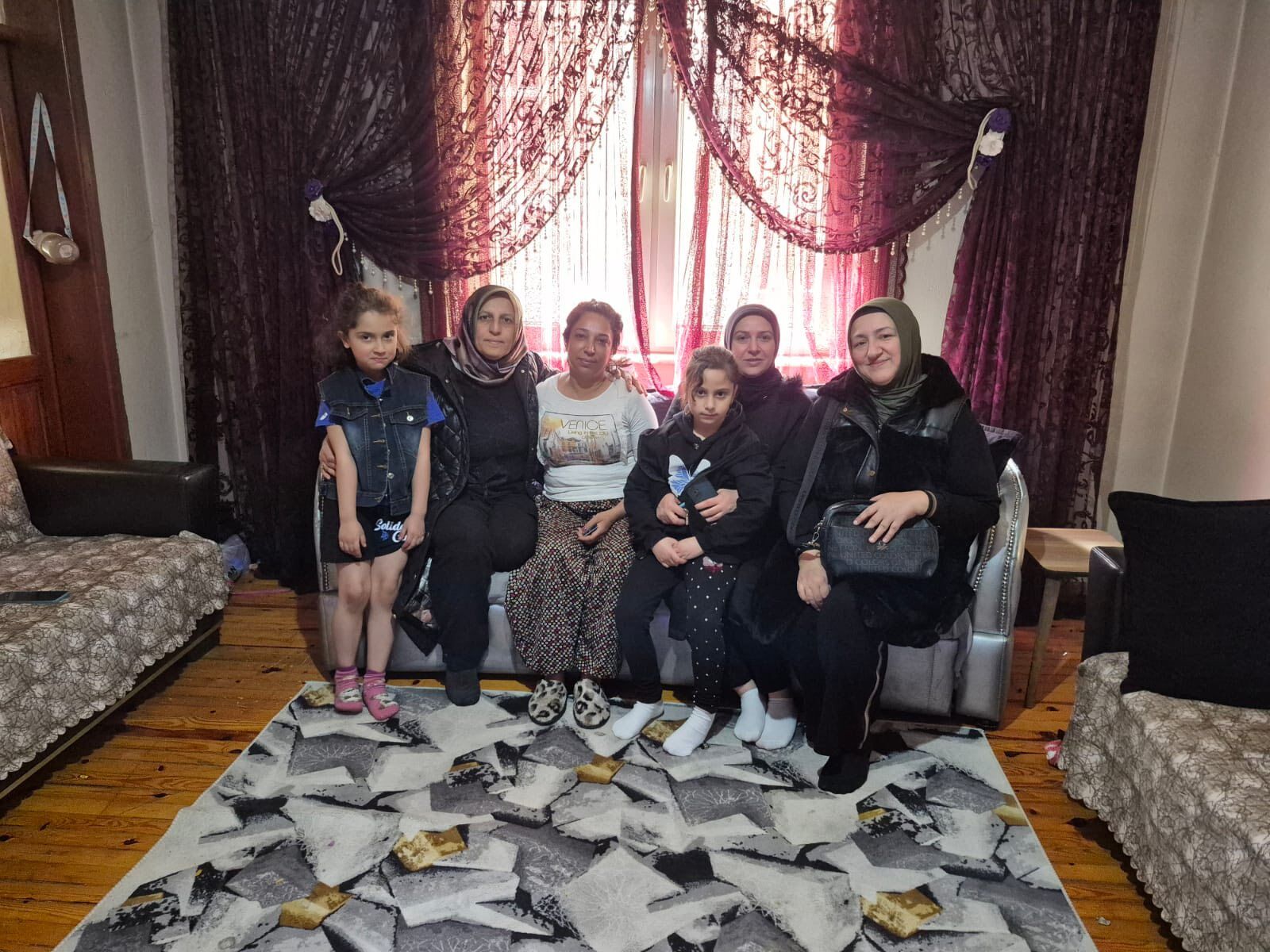 653706497 952517380635395 1530590876583949631 N