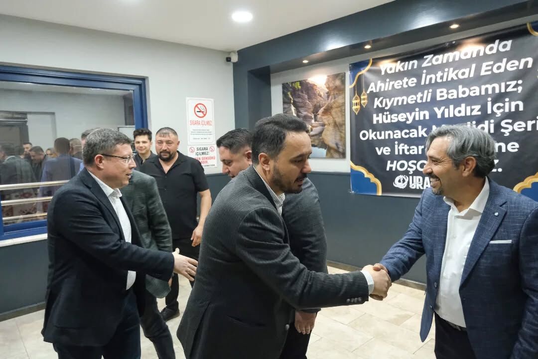 654439672 17878481925519890 7360229685823377984 N