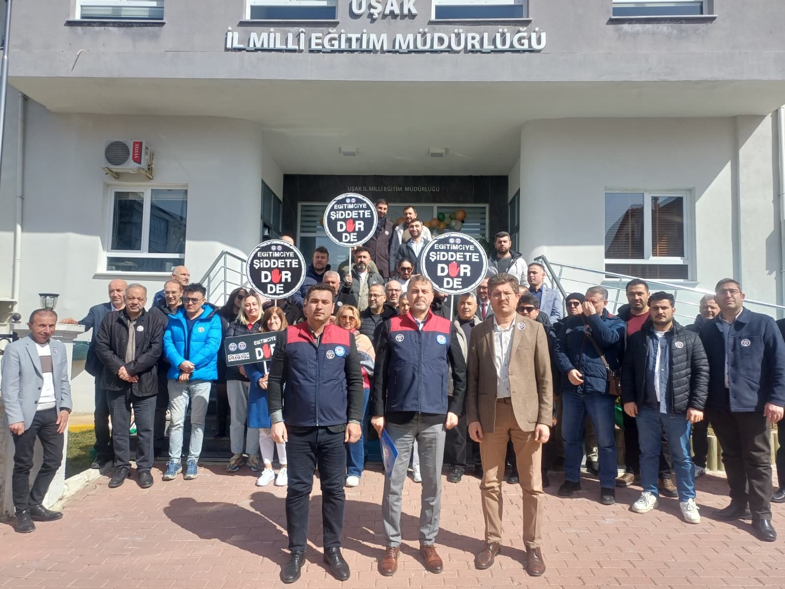 889E1A72 1F82 4B92 A0C3 C24612E499D7