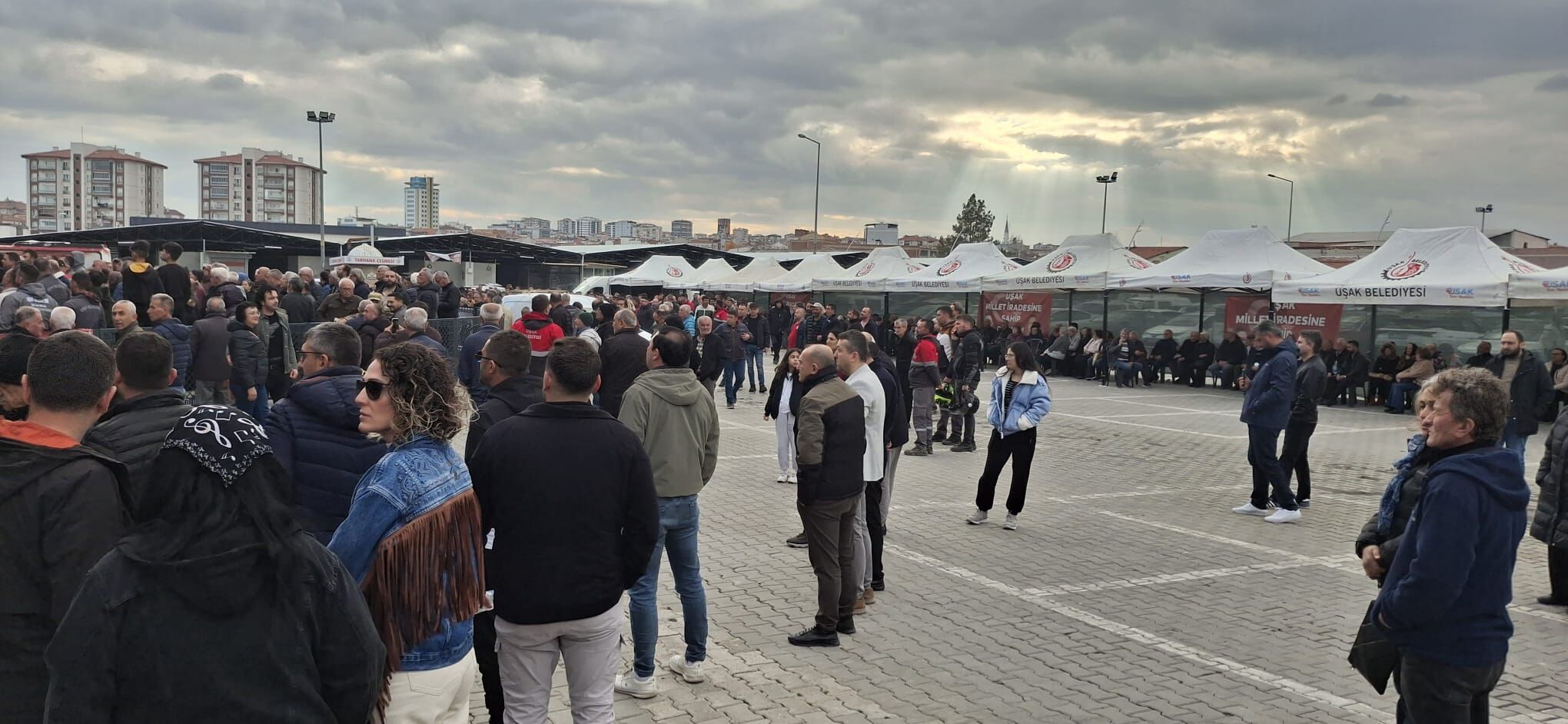 8D4Ce548 C4B0 4460 8Afa C05Feaa930B7