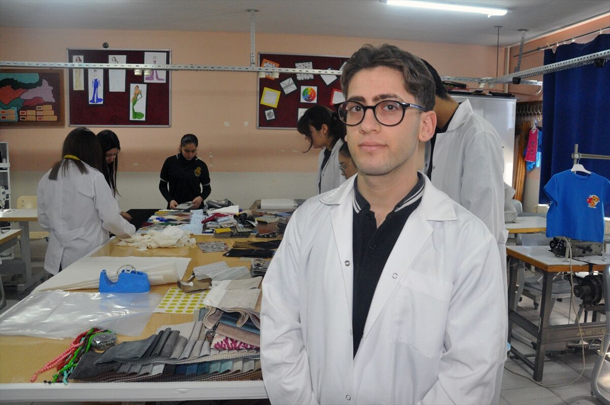 A A 20260303 40718996 40718994 I Z M I R D E O G R E N C I L E R A T I K K U M A S L A R D A N D I K T I K L E R I S E C C A D E L E R I R A M A Z A N D A H E D I Y E E D I Y O R