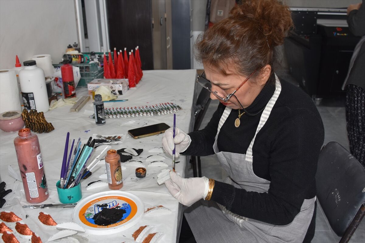 A A 20260304 40728298 40728293 A F Y O N K A R A H I S A R D A K A D I N L A R K O O P E R A T I F C A T I S I A L T I N D A H E D I Y E L I K E S Y A U R E T I M I N I A R T I R I Y O R