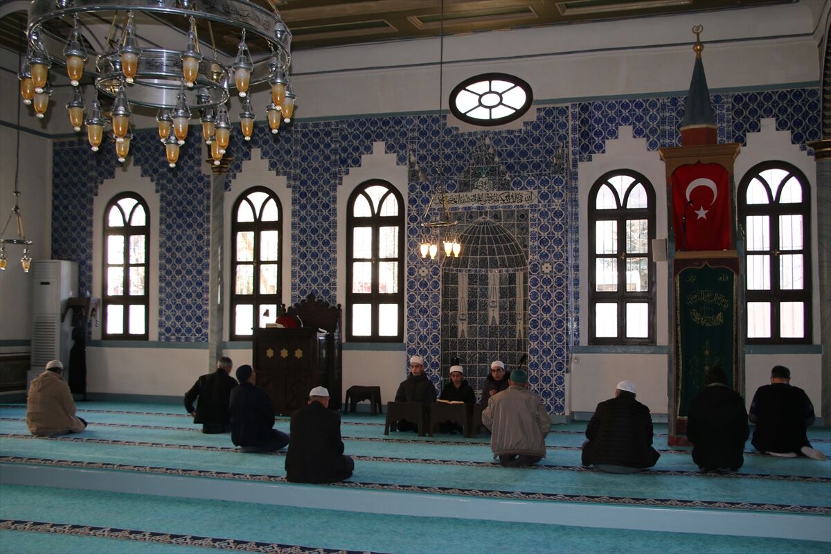 A A 20260305 40738761 40738756 K U T A H Y A D A I M A M H A T I P L I S E S I O G R E N C I L E R I R A M A Z A N D A C A M I L E R D E M E S L E K I T E C R U B E K A Z A N I Y O R