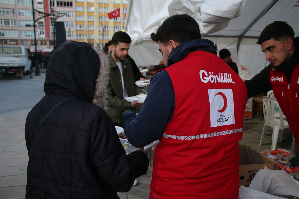 A A 20260310 40781361 40781353 T U R K K I Z I L A Y I G O N U L L U L E R I I F T A R C A D I R I N D A G O R E V A L I Y O R