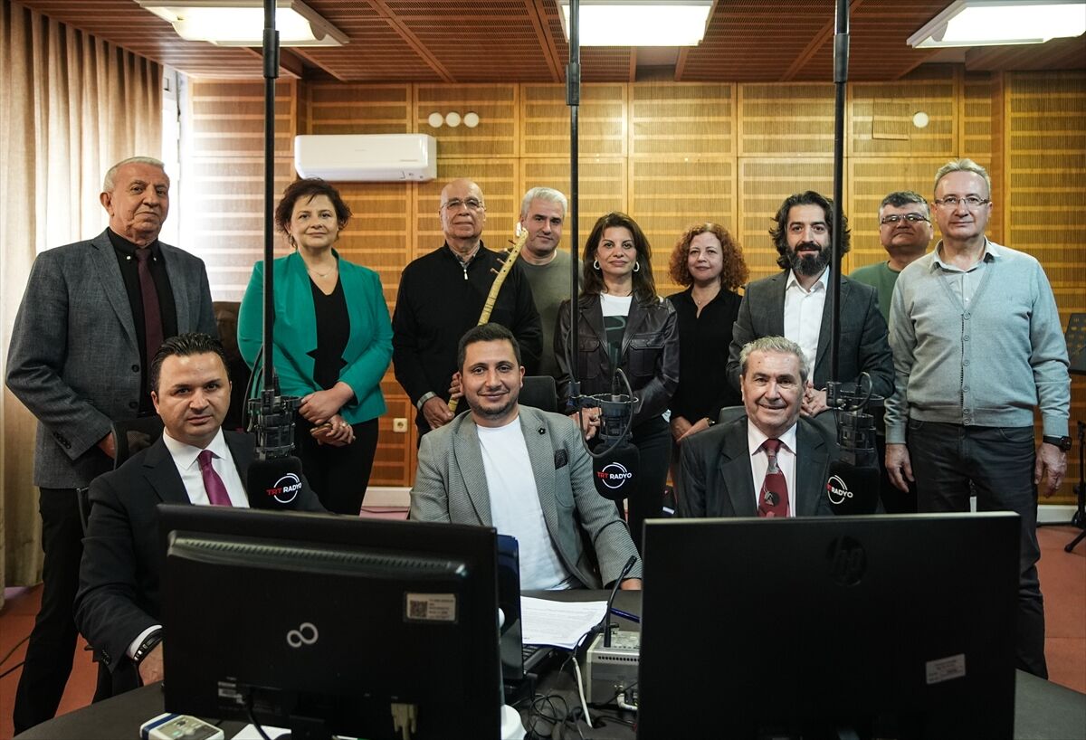 A A 20260324 40914277 40914276 T R T I Z M I R R A D Y O S U 75 Y I L I N I K U T L U Y O R