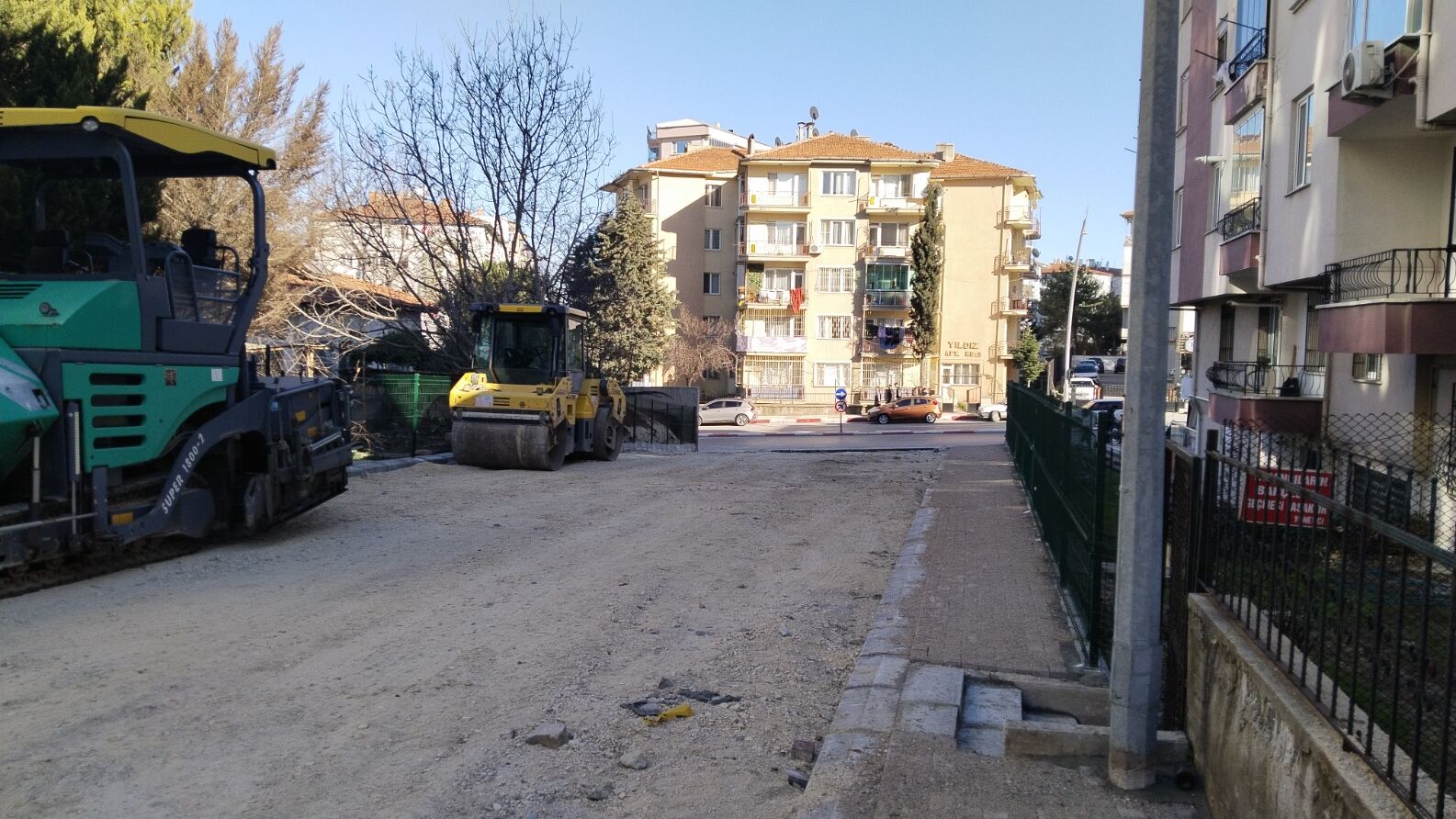 Mor Okul Çıkmaz Sokak (2)