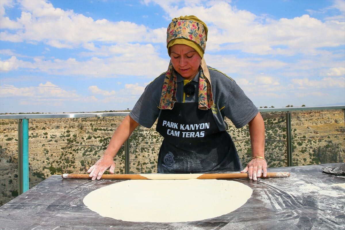 Ulubey Cam Teras Zini Hamursuzu (16)