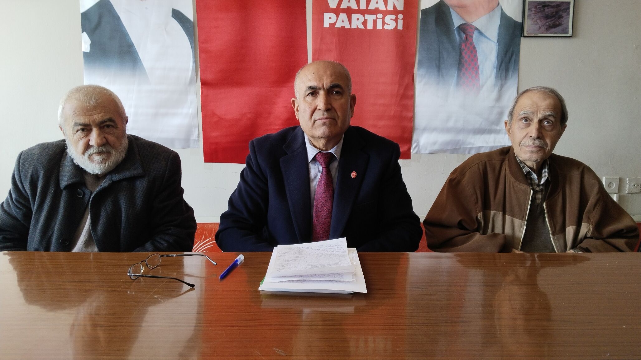 Uşak Vatan Partisi (1)