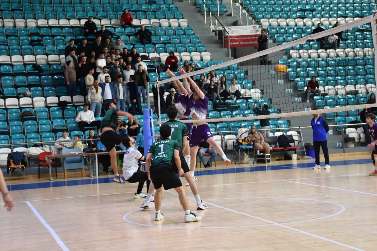 0Adae410 5901 493D B934 82B39Cf2D496