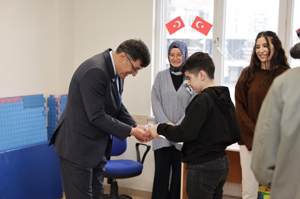 1775227331644 12 (5)