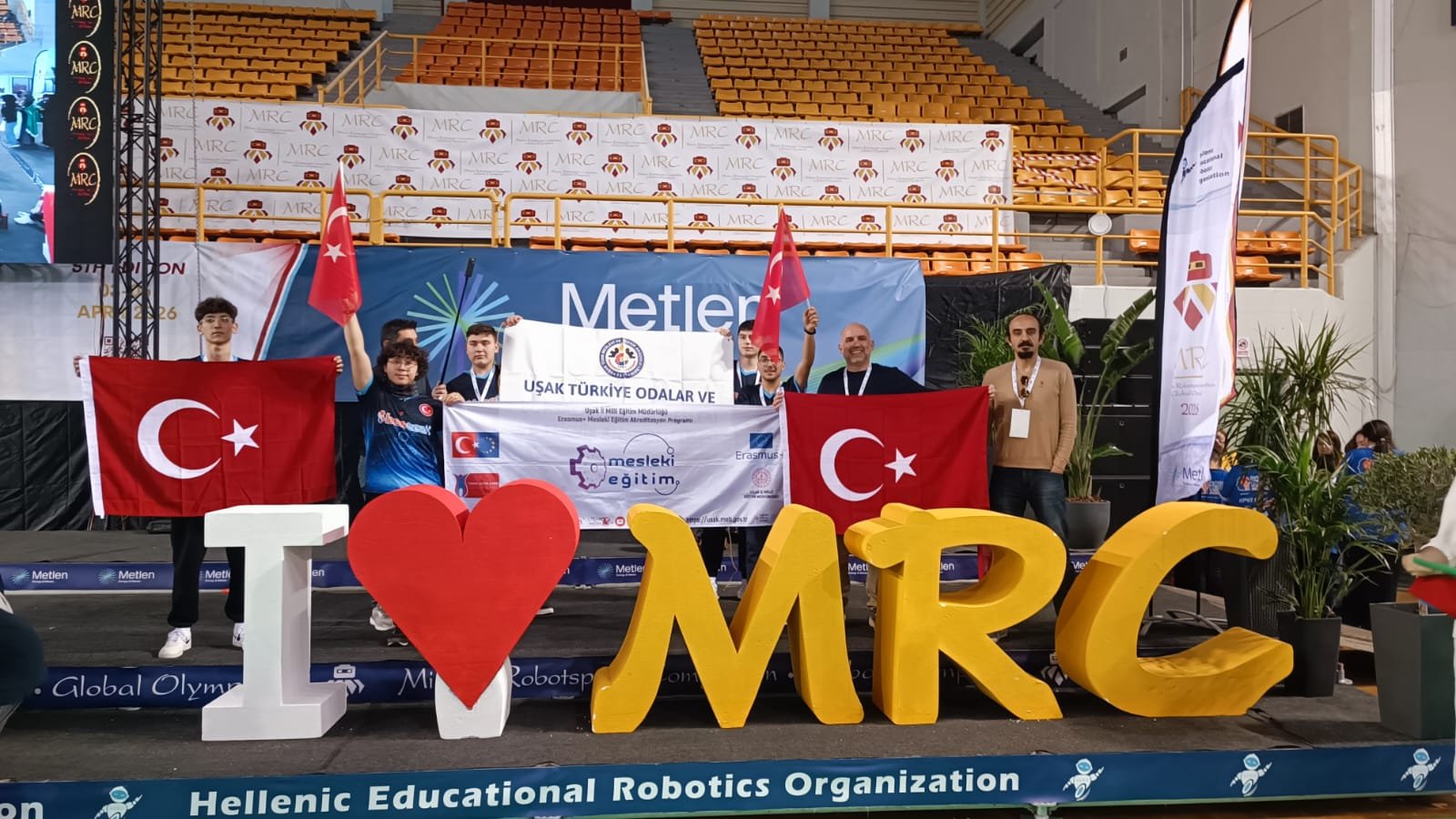 1B4B0C0F 0E23 46B9 89Bf A105E886A408