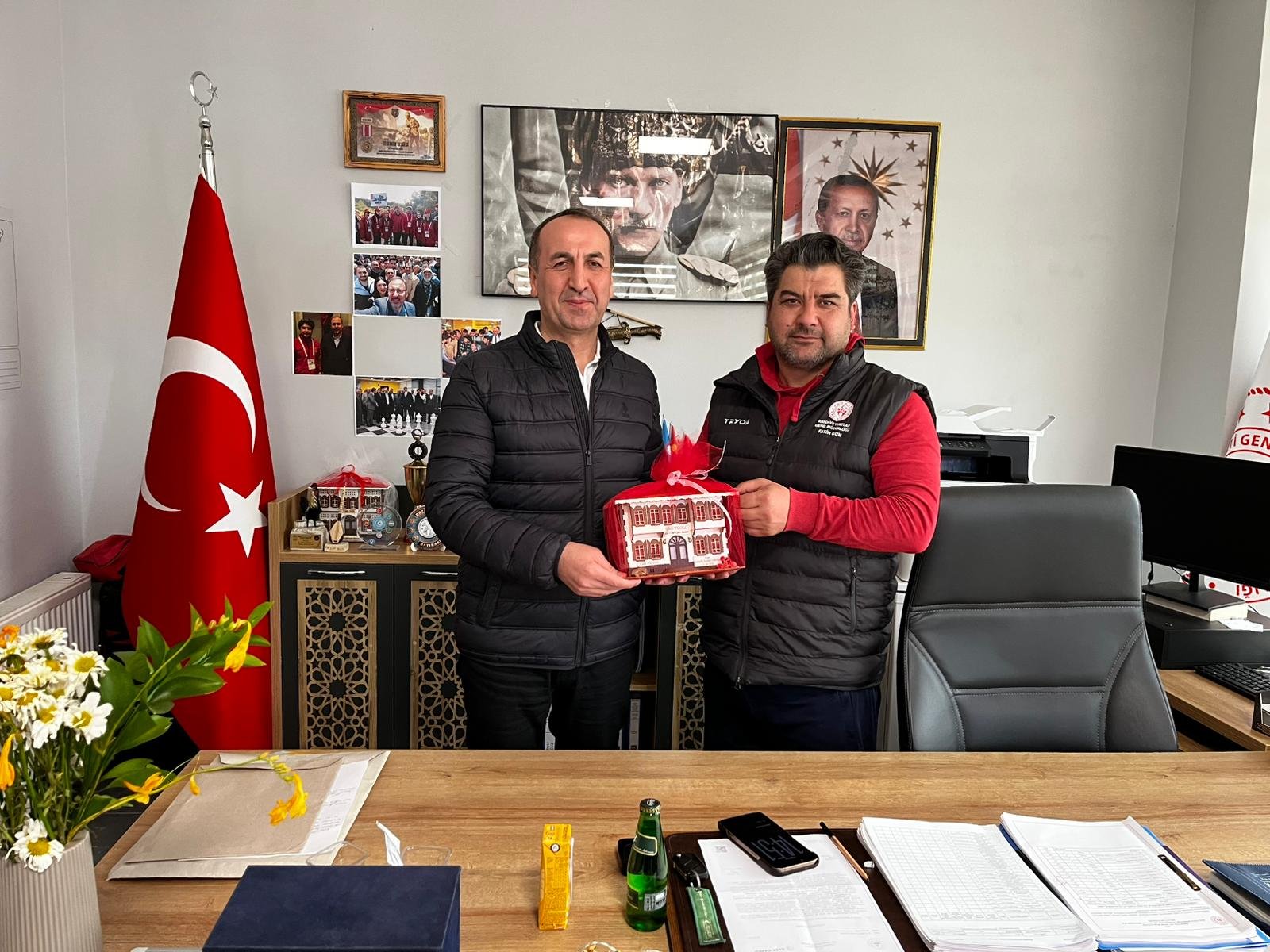 1B7A2292 972E 43E4 A050 202F30Aad763