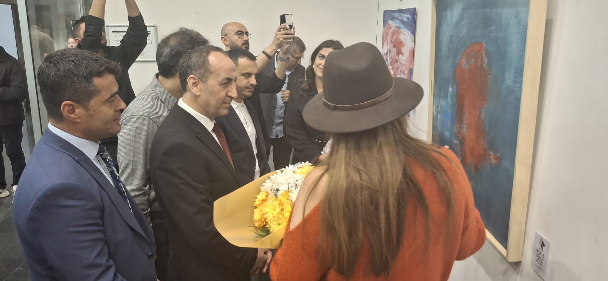 3911Ec56 Fe1B 41F5 B71B E5F5Ccc18421