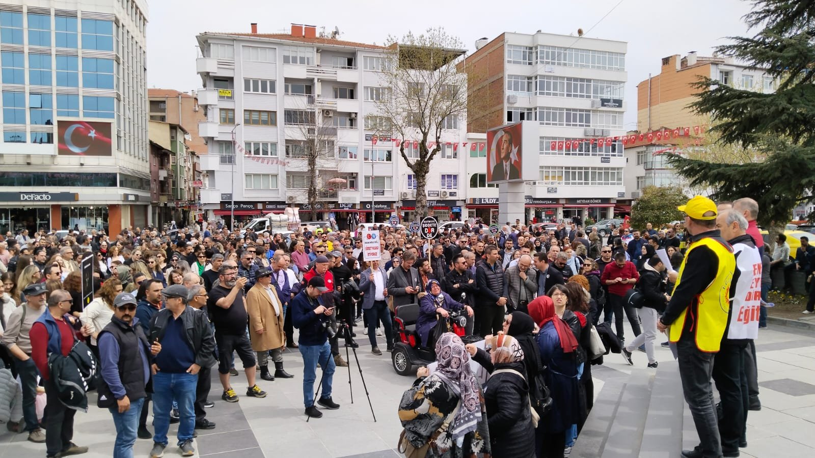 41Ca1C7C 62F9 4646 9B9F 229094Da5Ad4