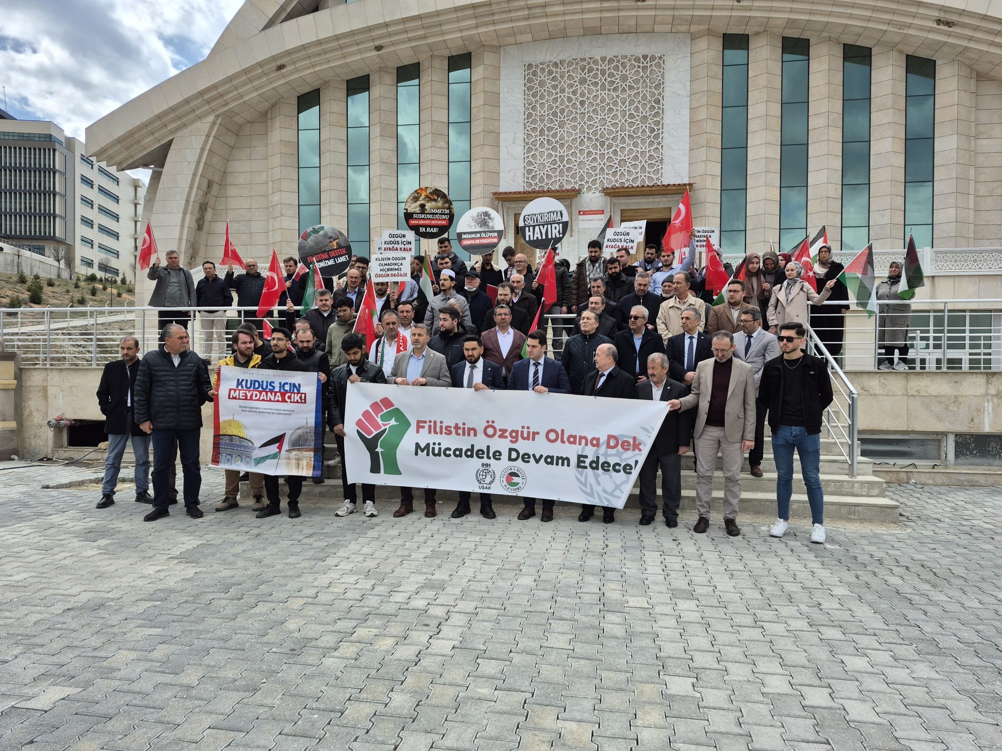 57F93F87 Bb43 4159 988C Cb5D29De993B