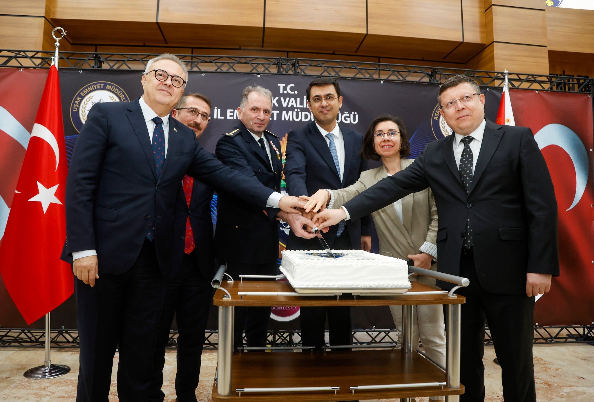 668957481 1267603428846929 1605960704910260266 N