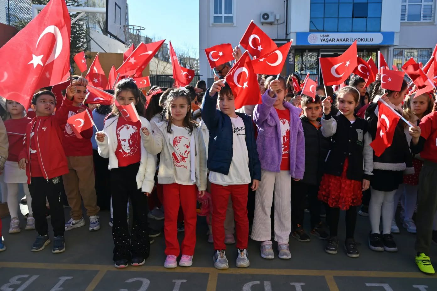 673522993 2486719971790759 3709858727713103244 N