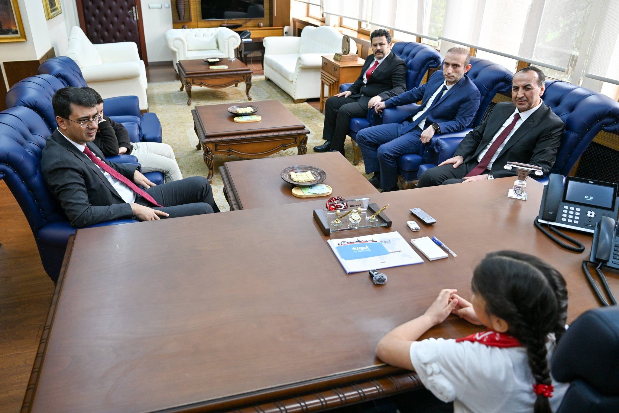 678096562 1272593545044845 8537368199385619428 N