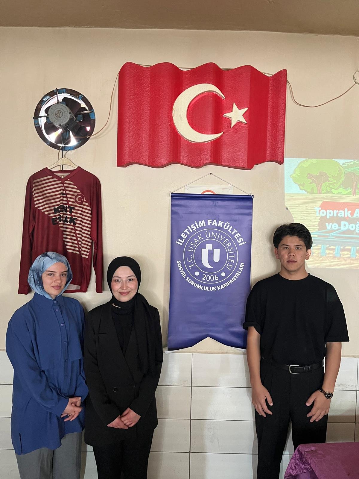 779798F1 8Ca3 4377 Afa8 Eb04741B26F1