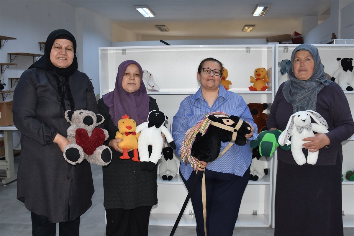 A A 20260404 41009548 41009543 K A D I N L A R K O O P E R A T I F C A T I S I A L T I N D A I S I O G R E N I P U R E T I M E G E C I Y O R