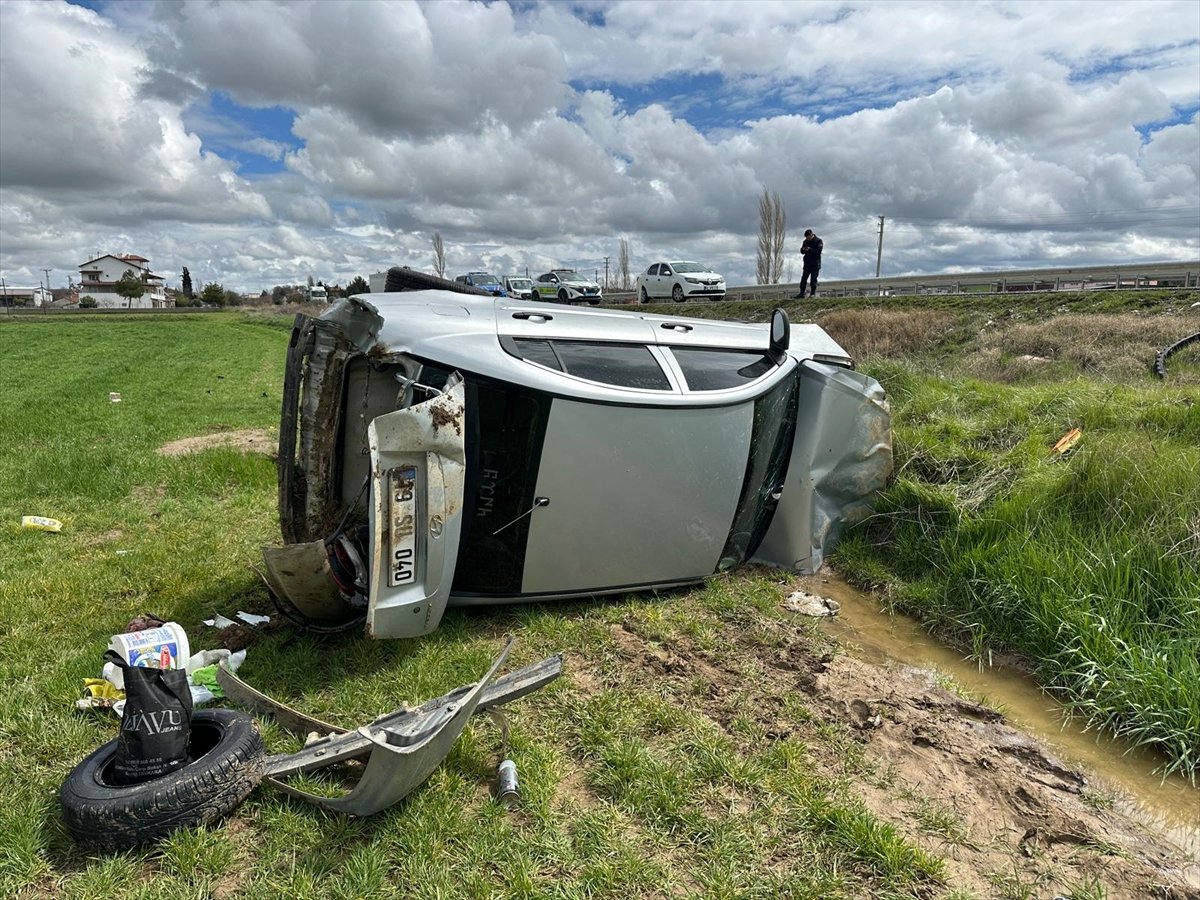 A A 20260404 41013896 41013894 U S A K T A T A R L A Y A D E V R I L E N O T O M O B I L D E K I 4 K I S I Y A R A L A N D I