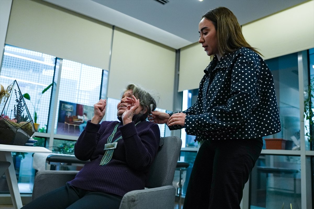 A A 20260414 41100780 41100774 I Z M I R L I K A D I N 10 Y I L S O N R A Y E N I D E N D U Y M A Y A B A S L A D I