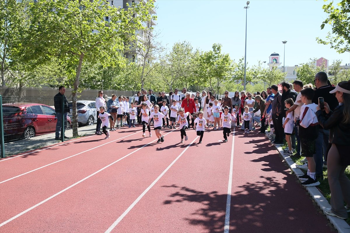 A A 20260419 41151608 41151600 I Z M I R D E C O C U K L A R K O S A M A Y A N A R K A D A S L A R I I C I N K O S T U