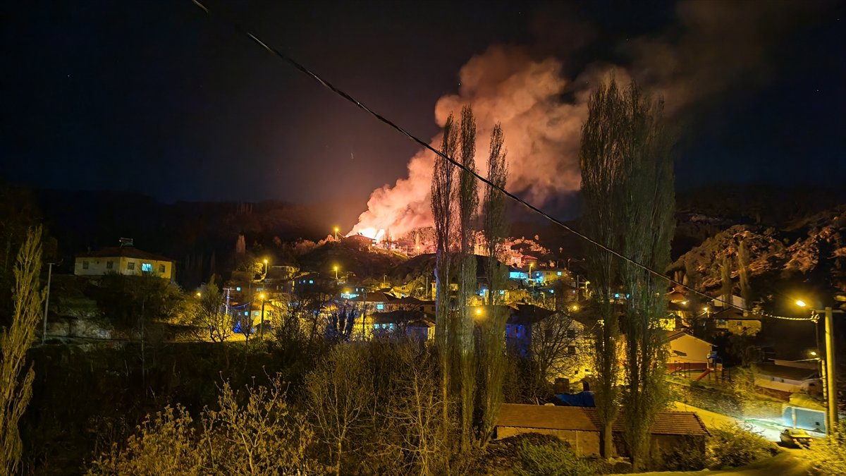 A A 20260426 41220046 41220042 M A N I S A D A C I K A N E V Y A N G I N I N D A 1 K I S I D U M A N D A N E T K I L E N D I