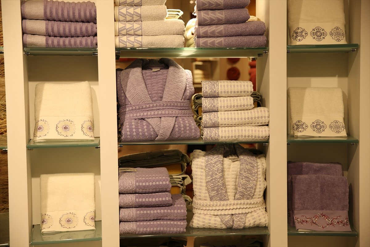 A A 20260427 41223718 41223715 D E N I Z L I N I N I L K C E Y R E K T E K I T E K S T I L V E K O N F E K S I Y O N I H R A C A T I 309 M I L Y O N D O L A R O L D U