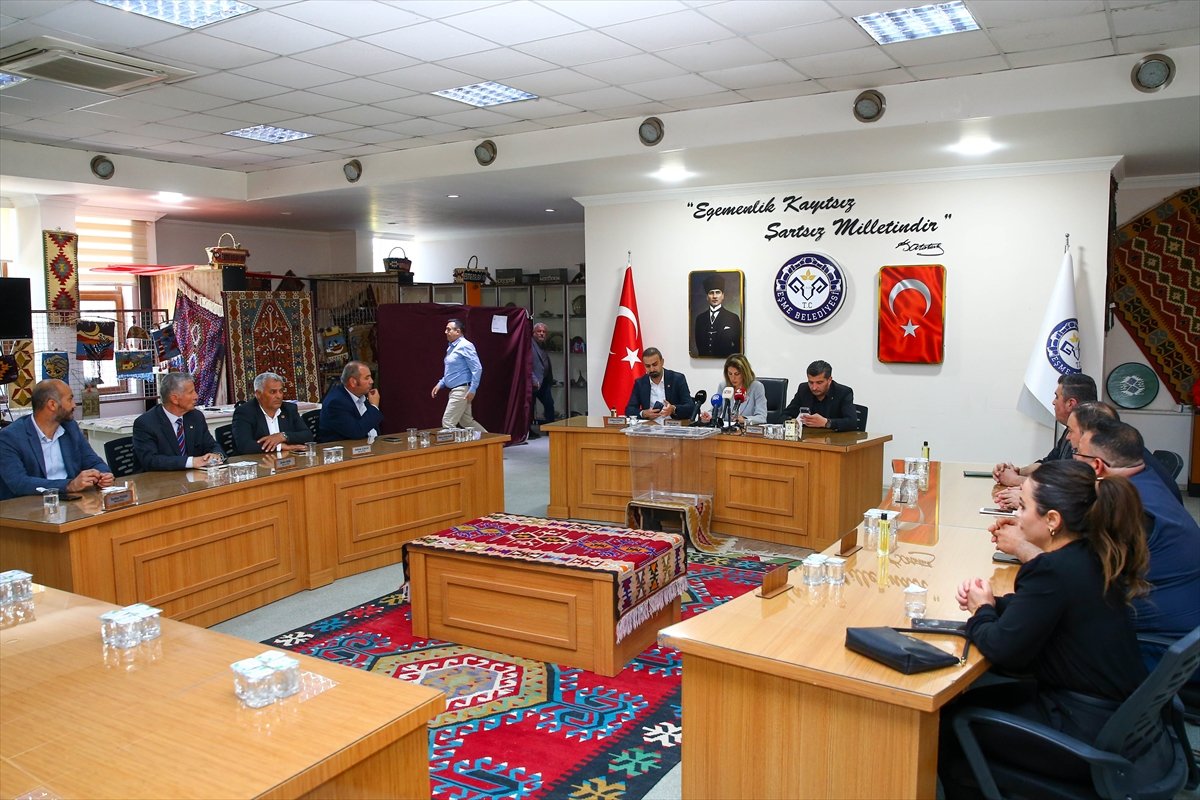 A A 20260427 41224528 41224522 E S M E B E L E D I Y E B A S K A N V E K I L I Z E K I I S I K O L D U