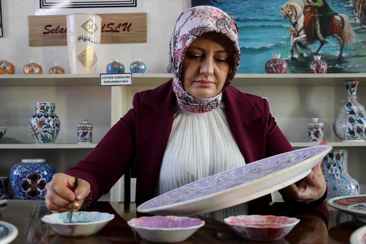 A A 20260430 41249253 41249245 U N I V E R S I T E I C I N G E L D I G I K U T A H Y A D A C I N I U S T A S I O L D U