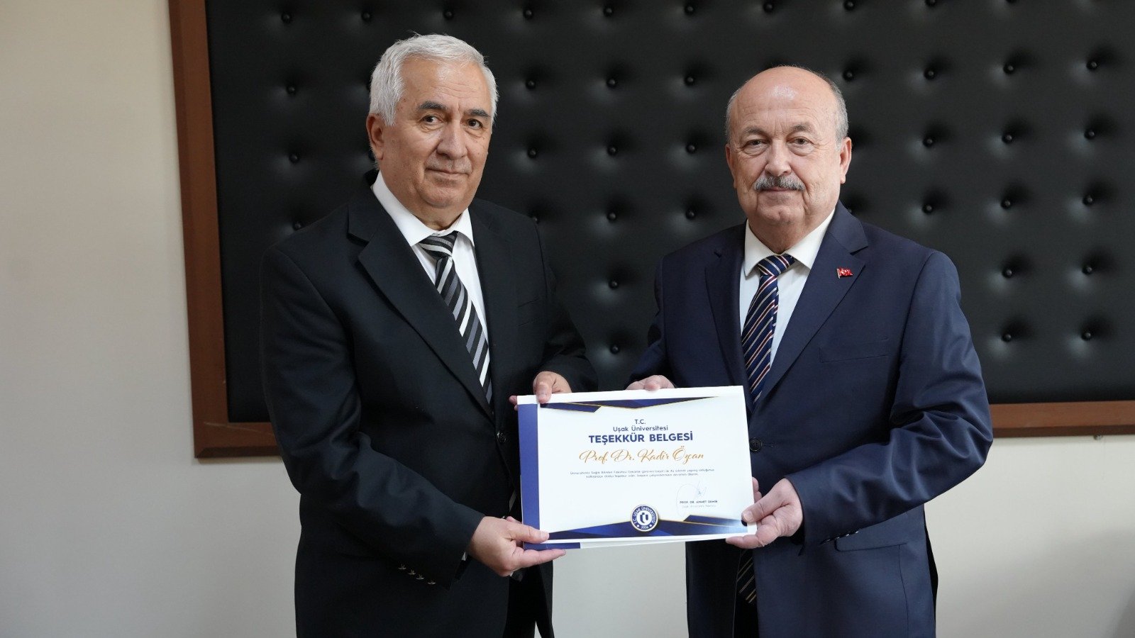 A9E47D77 57E4 452F 9497 67F89399973C