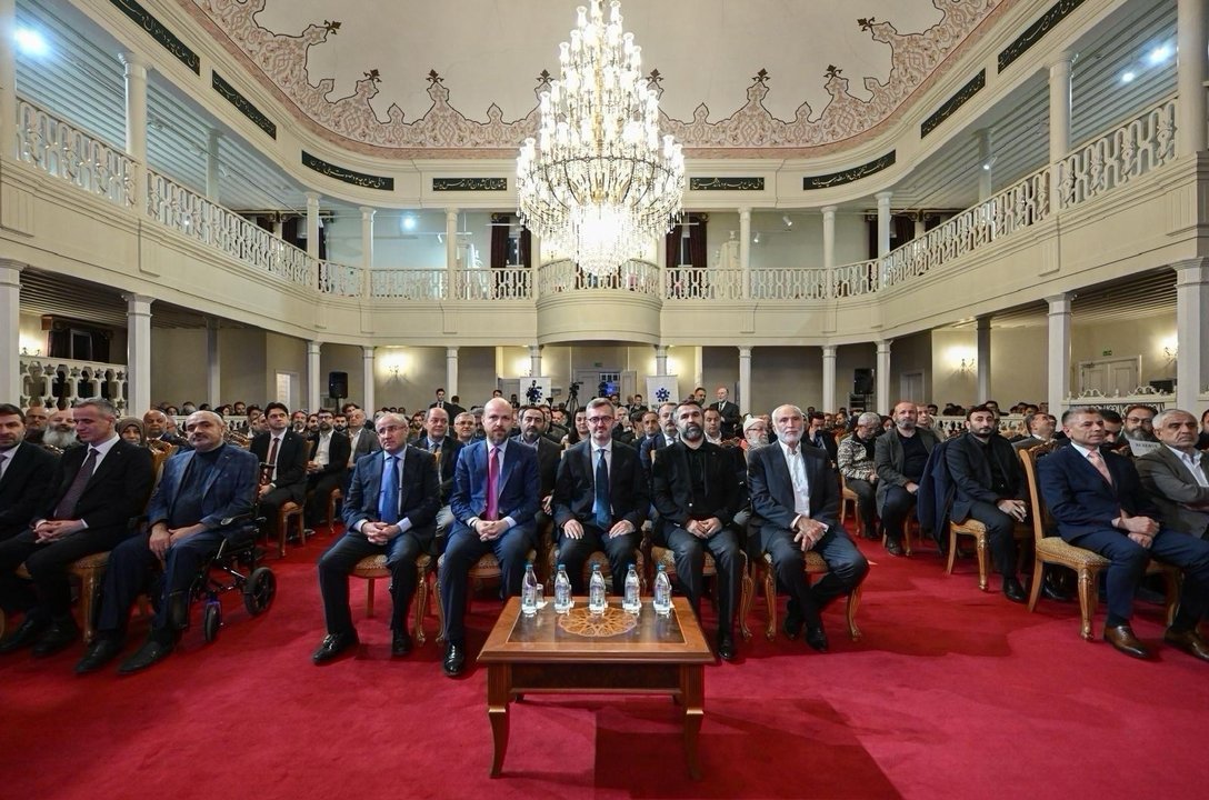 Burhanettin Duran222