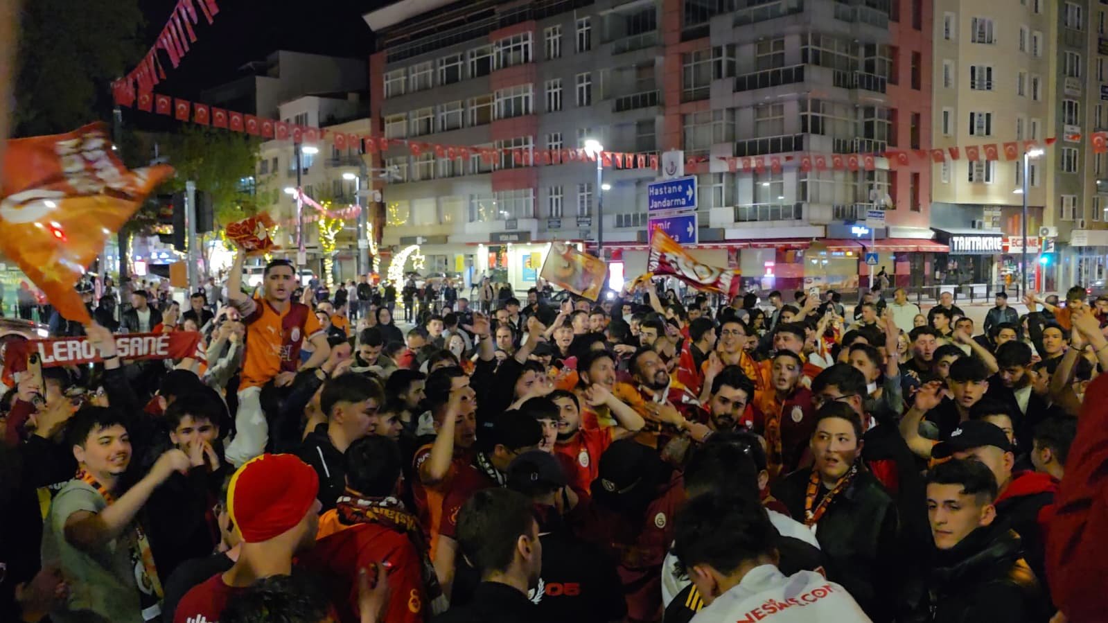 C15B47Bf Eaab 4E63 883A E7Ce9D90C467