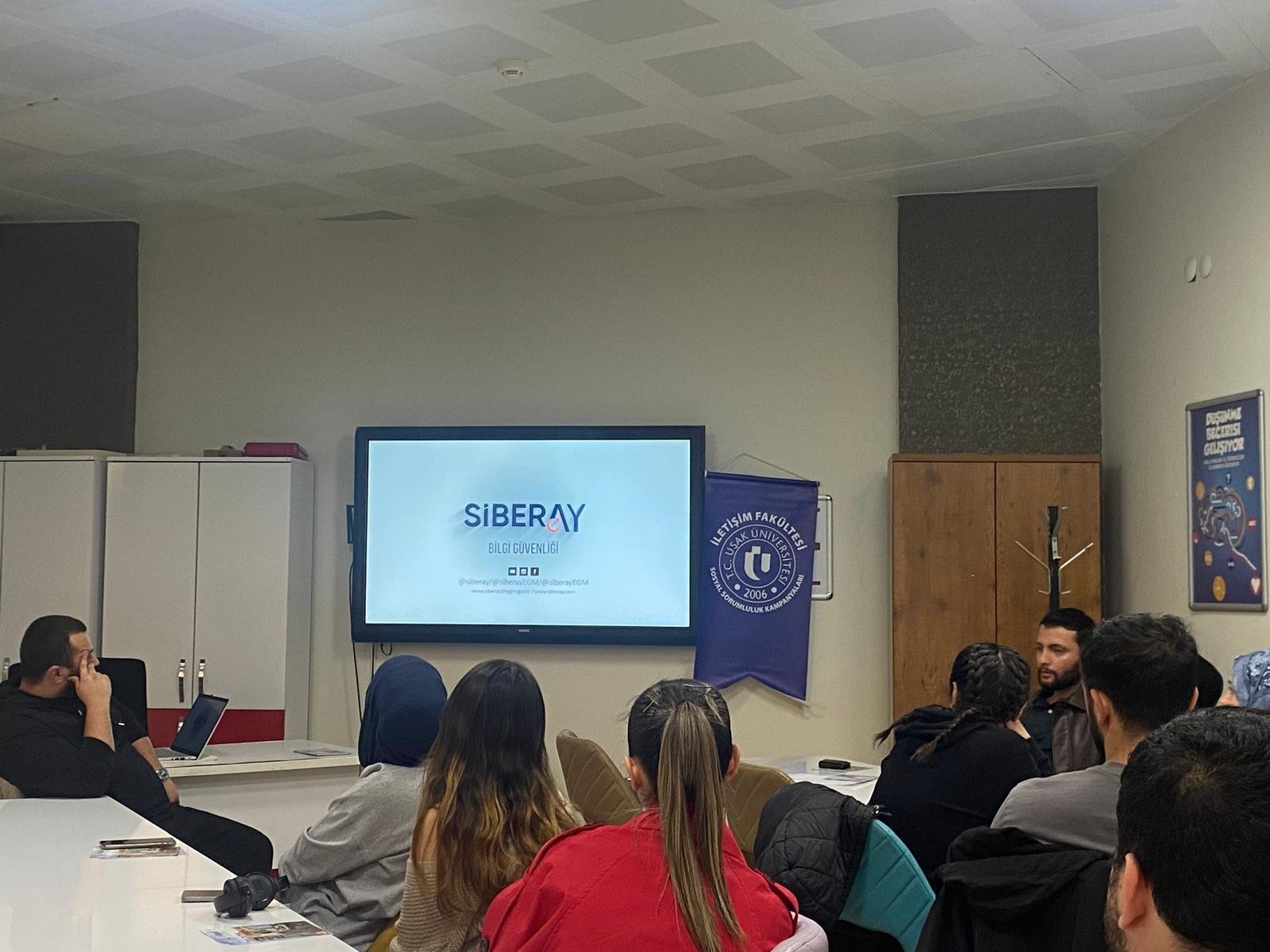 F890F232 9B87 4F36 Ab77 3D140B0B9596