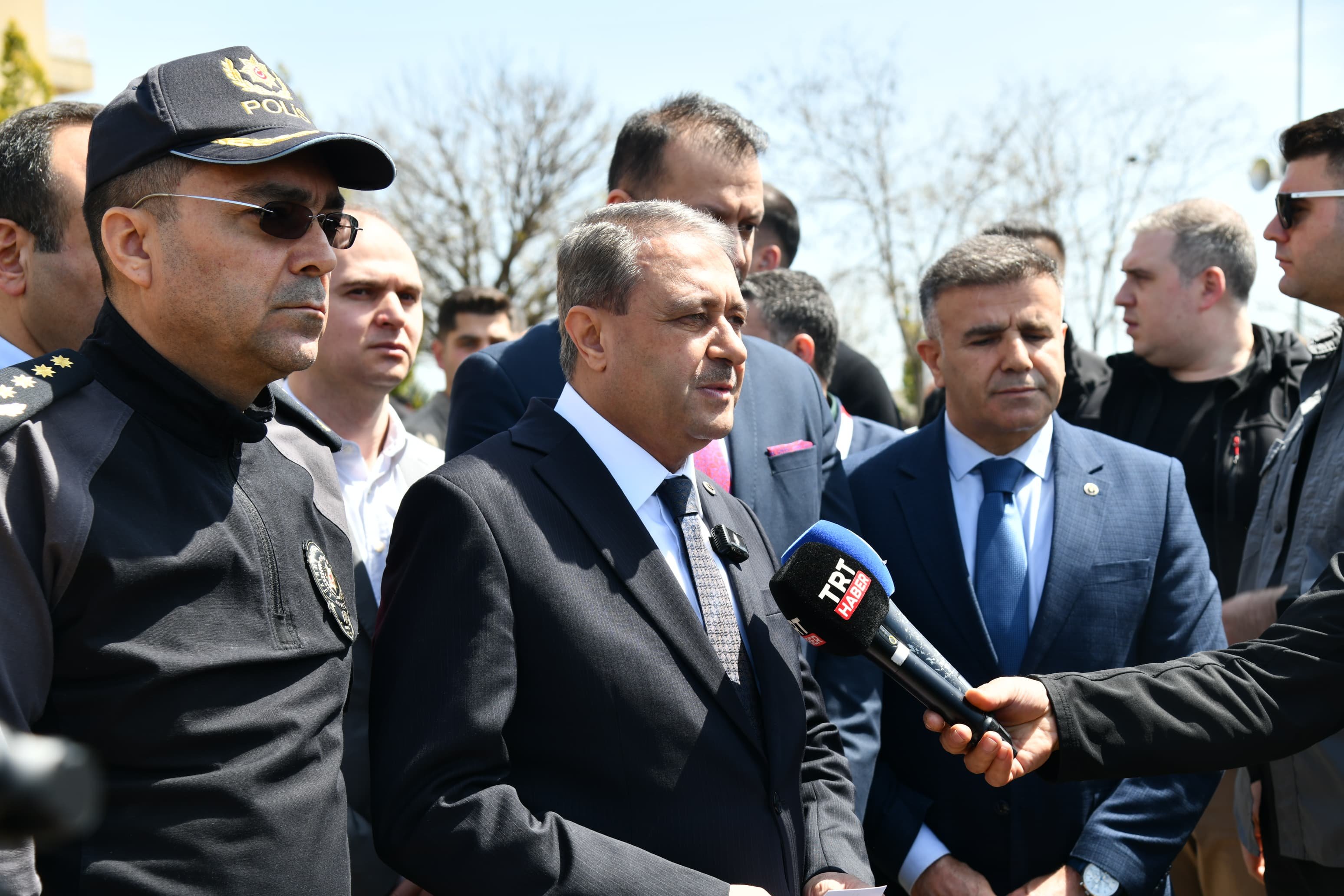 H F2S U T Was A E Ni P