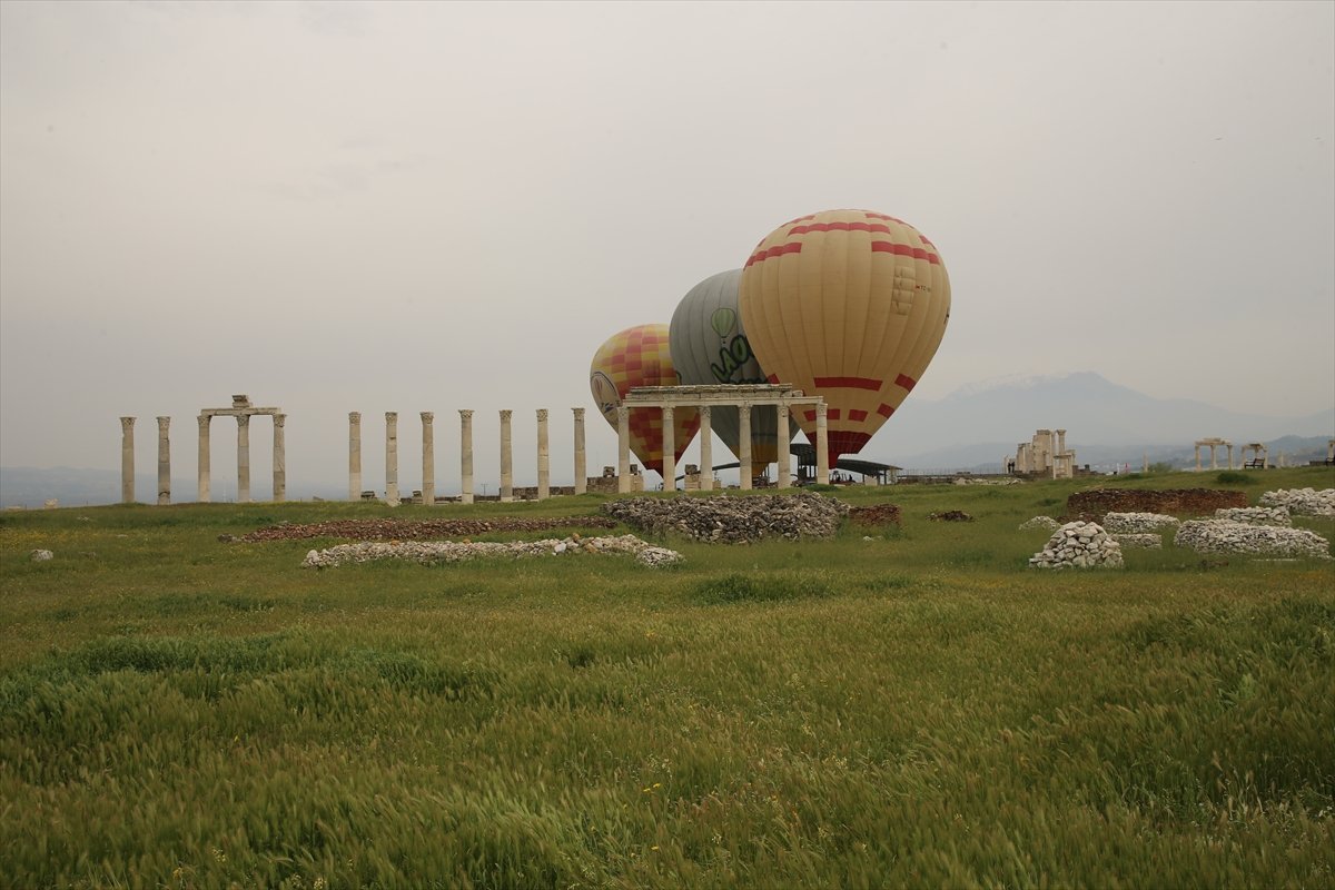 Laodikya Antik Kenti Uçan Balonlar X (5)