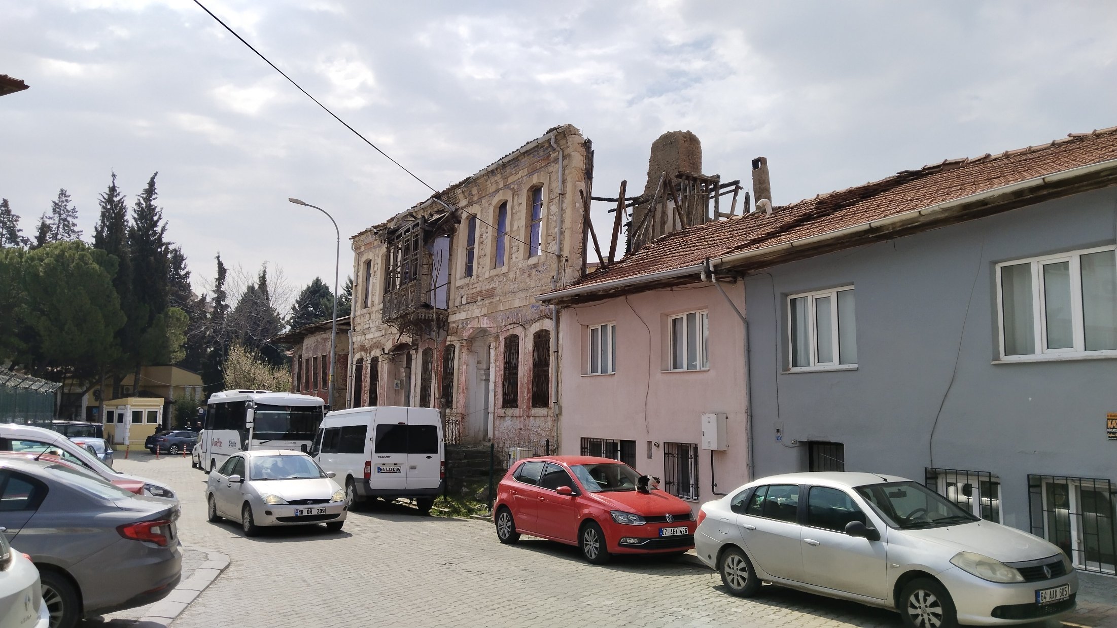 Uşak'taki tarihi evler çökmeden yeniden ayağa kaldırılmalı!