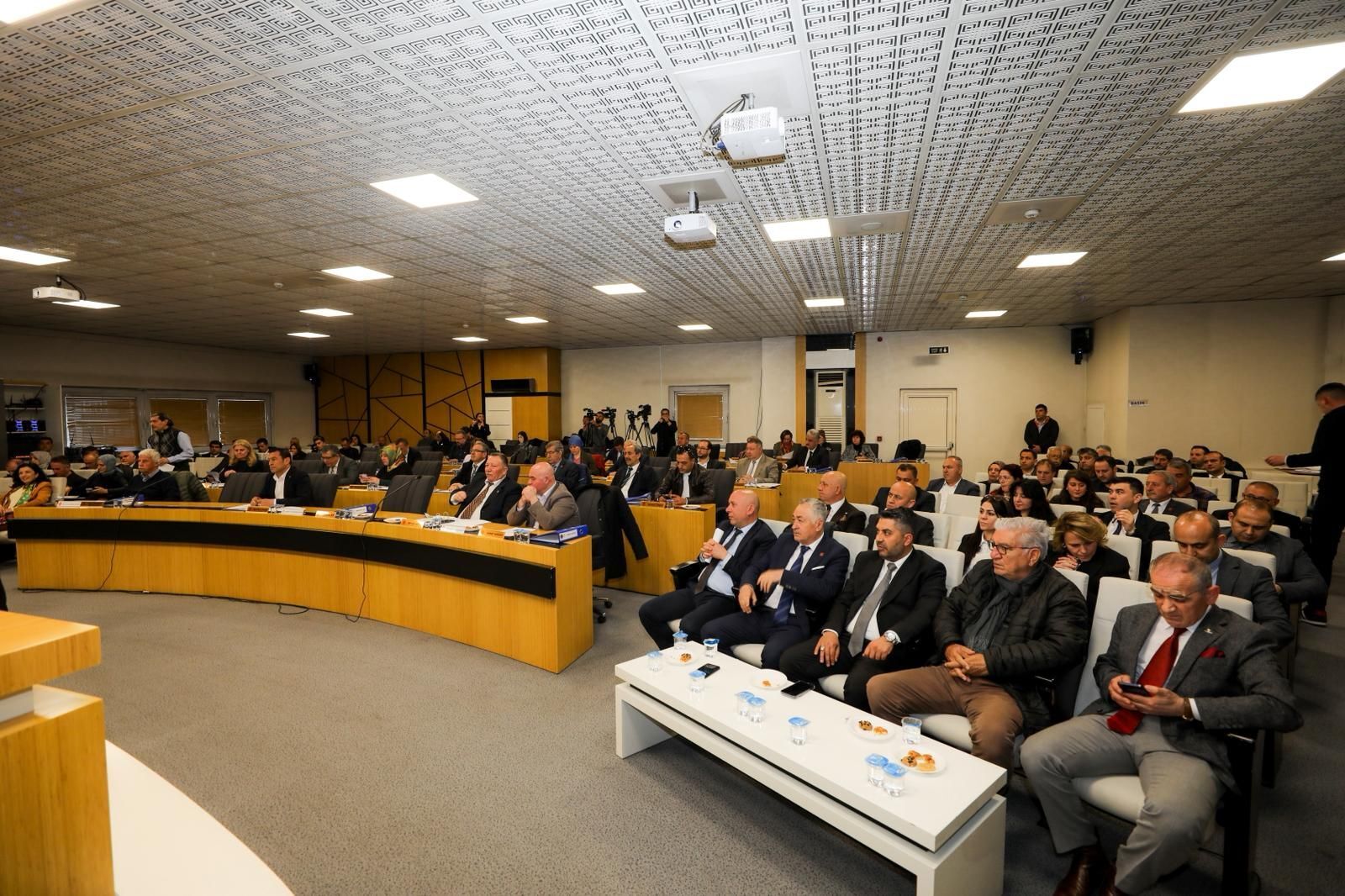Belediye Meclisi Toplandi Mayis 2026 003 04052026194806 5 1024 768