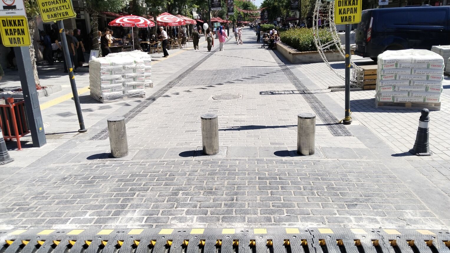 Ismetpaşa Caddesi (1)