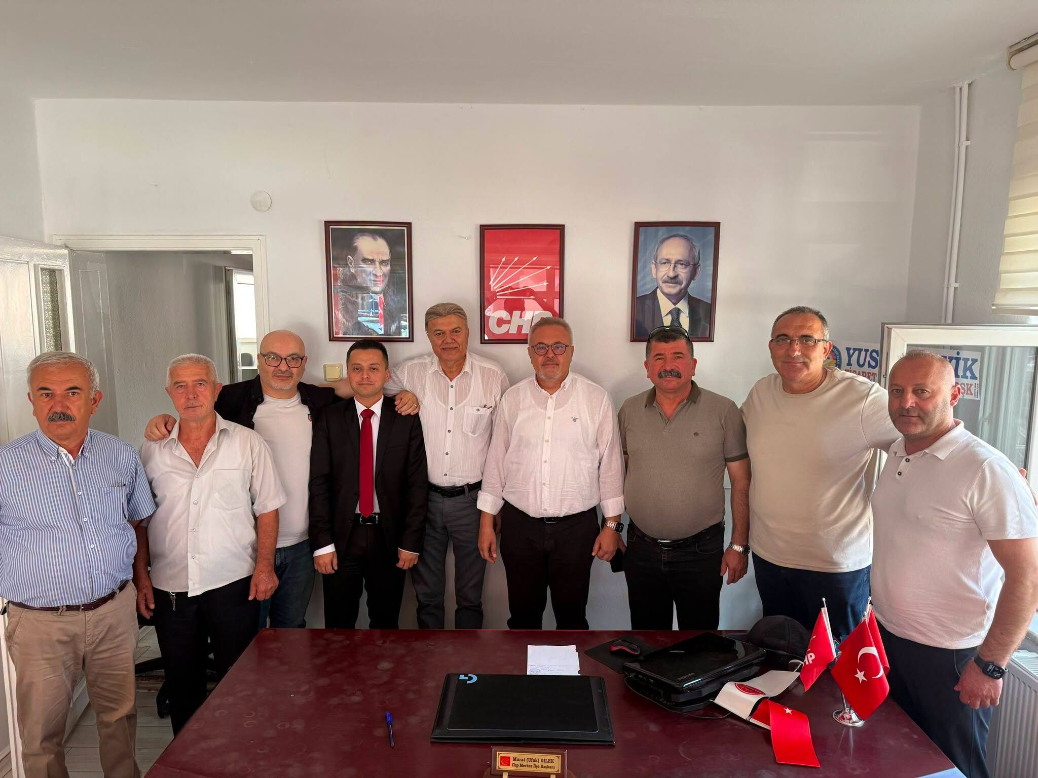 Uşak Milletvekili Ali Karaoba, Burdur İl ve Merkez İlçe Başkanlarını ziyaret etti